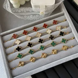 Bracciale Van Clover 2024 Nuovo Doublesided Fourleaf Five Flowers Donna Fai da te Usa High Street Acciaio a mano Gioielli Regalo di lusso per Girlfr 7s7q