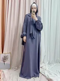 الملابس العرقية جيلباب قطعة واحدة عادية مع وشاح مرفقة المرأة المسلمة صلاة لباس الملابس الإسلامية دبي التركي الحجاب رداء رمضان