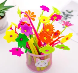 50 PCSLOT Flower Gel Pen för att skriva kawaiiplant 038 mm svart bläck neutralt penna stationer skola leveranser papelaria6758540