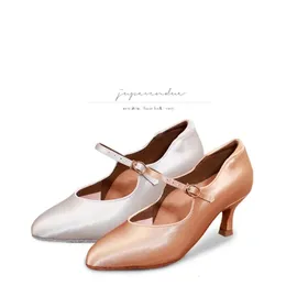 Женская обувь для современных танцев, стандартные кроссовки, атласные тренировочные туфли с мягкой подошвой для бальных танцев, вальса, танго, женские 240110