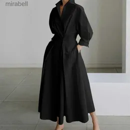 Grundläggande casual klänningar plus storlek 5xl Autumn och vinterstorlek Kvinnokläder 2022 Ny modegatan kappa knappen LAPEL BELE Swing Dress Solid YQ240110