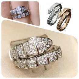 verdrehte Ringgröße 6 Anillo Schlangenwaschung Ring 3 Farb Viper Serpentt Ring mit Stein- vielseitigen Ringen 18k Gold plattierte Ringe Anillo No Stone Geschenke Jewlry Set Geschenke