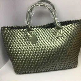 Venetaabottegas Handbag Woven Women's Bag 2024 Star Same Hand Leisure One Shoulder Portable Large Capacity Vegetable Basket