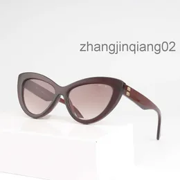 Designer Mui Mui Óculos de Sol Ciclo Luxo Moda Esportes Polarize Miui Miui Sunglass Homens Mulher Novo Vintage Dirigindo Praia Marrom Borboleta Quadrado Sol Óculos