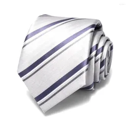 Cravates d'arc Cravate de créateur pour hommes 7 cm Gris Stripe Business Work Cravate de haute qualité Accessoires masculins Cadeau