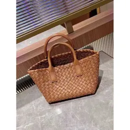 Venetaabottegas Borsa di alta qualità in puro tessuto fatto a mano Nicchia Tote Borsa da donna 2024 Versatile cesto di verdure Crossbody