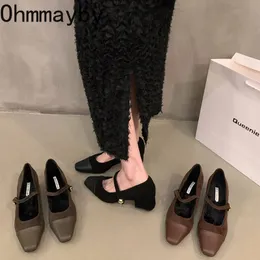 Spring Women Mary Jane Buty mody płytkie spiczaste palec damskie eleganckie pompki damskie o niskim obcasie w stylu ulicznym 240110