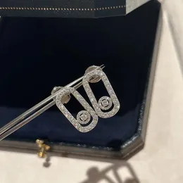 Gli orecchini a bottone in argento sterling 925 con zirconi e diamanti scorrevoli sono semplici e belli e catturano immediatamente l'attenzione a prima vista