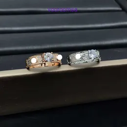 Designer de jóias Carter Anéis Alta versão principal anel de casal estrelado de diamante com banho de ouro dedo indicador elegante e personalizado com caixa original