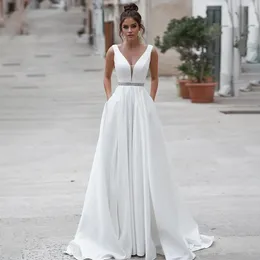 Zachęcąc Bryde 2024 Eleganckie satynowe suknie ślubne z kieszeniami Proste w stylu dekolt A -line otwarte sukienki ślubne z imprezami ślubnymi