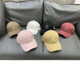 Vuxen 2024 Ny Big Label Side Brodery N Six Color American Baseball Hat for Men and Women Cap Par Trend