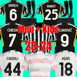 23 24 Milik Juventus Vlahovic Chiesa 축구 유니폼 2023 2024 남자 키즈 키트 세트 축구 셔츠 Bonucci di Maria Kean 유니폼 Kostic fagioli Danilo Maglie da Calcio