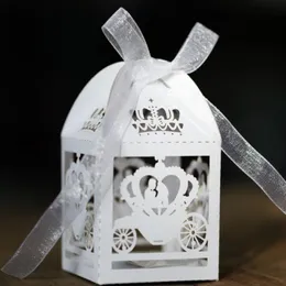 Hela 2016 50st White Laser Cut Enchanted Carriage Marriage Box Pumpkin Carriage Wedding Favor Boxes Present Box Candy Box262i