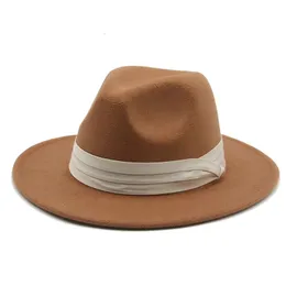 여성을위한 모자 Fedoras Winter Hats Classic Panama Men Wide Brim Felted 모자 교회 결혼식 밴드 Black Sombreros de Mujer 240110
