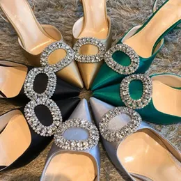 Sandálias de dama de honra da noiva e sapatos de casamento 2024 Autumn steletto salto alto strass fêmea pontiaguda menina 6395 smaid