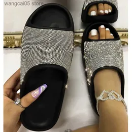 Slippare 2023 Nya Bright Diamond Women's Shoes Fashion Eva Platform tofflor Non-Slip Beach Shoes Home Slippers Ladies Flats Flip-Flops T240110