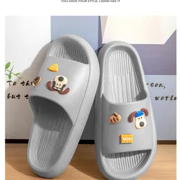 2024 Designer Slowers Grube podekscytowane Kapcie Letnie DIY Hal Home Bathroom Bathroom Anti Slip and Stor Proof Eva Sandals 36-45 EUR