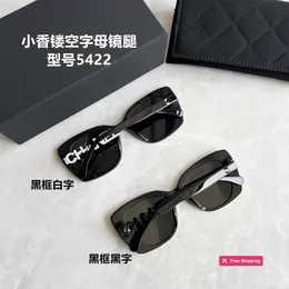 Designer-Sonnenbrillen Xiaoxiangs Sonnenbrillen, großer Rahmen, Gesichtsabdeckplatte, Damensonnenbrillen, Beinbuchstaben, ausgehöhlte Modell 5422-Brille 37EC