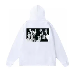 Den berömda designerns nya retro trendiga figurgrupp Fototryck, Pure Cotton Löst montering Huven Runda nackpar Hoodie kan bäras av både män och kvinnor