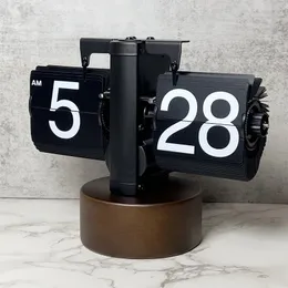 Auto Flip Digital Digital Clock European Creative Flip Down Clasts Desk Clocks Retro Flip Table Clock سطح المكتب الميكانيكي على مدار الساعة ديكور المنزل 240110