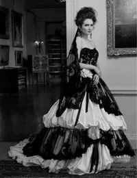 Gotycka czarno-biała sukienki ślubne Linia Współczynniki koronki bez ramiączek długie sukienki ślubne tafta