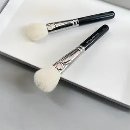 Pennelli 126 Pennelli per trucco Luxe Cheek Finish I migliori strumenti per cosmetici di bellezza in polvere per abbronzatura contorno fard per guance