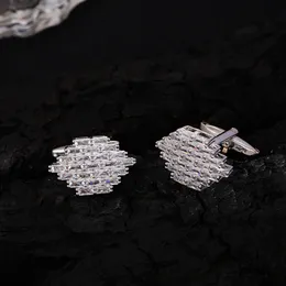 Rhombus manschettknappar med diamantinlägg: Ett unikt tillbehör för att visa upp mäns ädla karaktär och utsökt smak