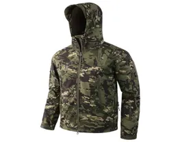 Giacche da caccia ESDY Marchio di abbigliamento Uomo039s Giacca mimetica soft shell Esercito Tattico Multicam Giacca a vento maschile13629230