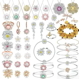 Sets JM Original New Fine Fashion Ladies Jewelry Exquisite Tropical Luxury Eternal Flower Earring Bracelet Necklace Set Party Gifts