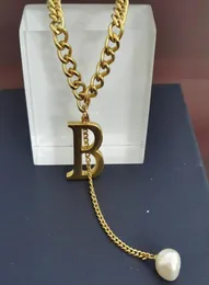 Collana spessa con lettera B placcata in oro adatta per la nuova collana di marca da donna 0396088059