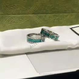 projektant biżuterii Pierścionki luksusowe projektant ekstrawagancka marka pasmo literowe pierścienie 18K Gold Stated Stal nierdzewna pierścień moda Turquoise Crystal Metal Biżuteria