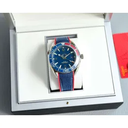 Watchmen Seamaster Herrenuhren Jason007 Uhr 5A Hochwertige mechanische Uhrwerk-Armbanduhr 007 Omegauhr Herrenuhr Keramiklünette Damenuhr Montre Homme JT5E