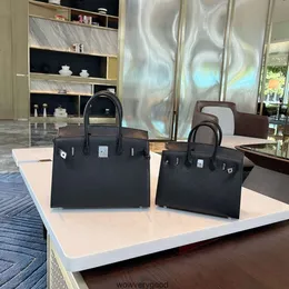 Designer sacos de luxo moda totes fivela de prata costura exterior palma padrão bolsa de couro elegante versátil grande capacidade bolsa de couro sem alças