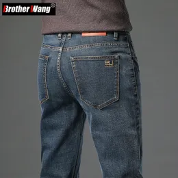 Outono masculino algodão estiramento magro jeans versão reta negócios moda denim calças vintage azul marca preto 240111