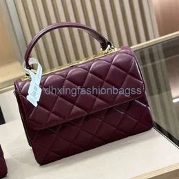 2024 Nuovo piazza per il tempo libero in pelle Trendy CC Bullo Goldge Bagna Borsa per catena di pecora da donna Borsa da donna