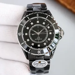Klassisk modedesigner Högkvalitativ kvinnor Ceramic Watch Business Design 38mm unisex Automatisk klocka Luxury Men Boutique Rostfri Steel Watch Never Fade J12 C04
