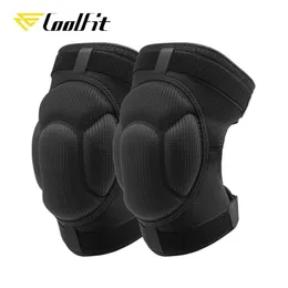 Pads Coolfit 1pair الرياضة منصات الركبة الركبة السمك الدعم الإسفنج الدعم للركبة الدعم لكرة السلة الركبة ركب الركبة الركبة