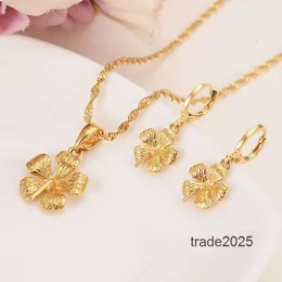 Orecchini a bottone di design Vero solido oro giallo 14 carati GF Collana con pendente a forma di fiore grande della nuova sposa Set di gioielli per feste Regali romantici raffinati