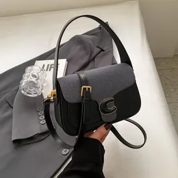 Kadın çantası trend çanta tasarımcısı lüks marka bayanlar omuz çantaları küçük koltuk altı crossbody kadın haberci houlder çanta