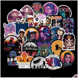 Paten aksesuarları 50pcs Stranger Things Stickers Water Proof Vinil Sticker Kaykay Dizüstü Bilgisayar Lage Bilgisayar Kask Telefon Kılıfı Gitar OT58X