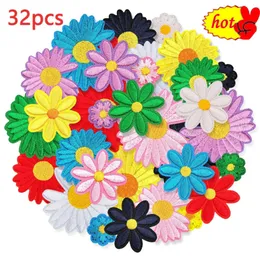 32pcs daisy الحديد على بقع الكثير للملاب