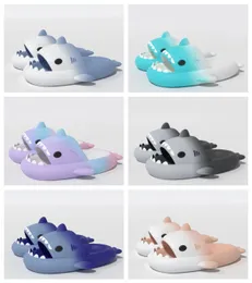 2024 New Hot Selling Mens Women Shark Slippers Outdoor Beach Casual Shoes Womens Rainbow Colored Sandals