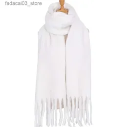 スカーフソリッドカラー厚いスカーフユニセックス冬の屋外暖かいショールぬいぐるみ白いスカーフラグジュアリーブランドデザインファウルドエンマウスセリンQ240111