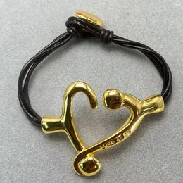 Pulseras 2023 UNOde50 Nueva pulsera en forma de corazón exquisita irregular más vendida en Europa y América Bolsa de regalo de joyería romántica para mujer