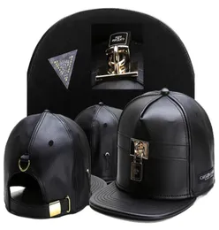 Recién llegado, gorras negras Snapback, sombreros deportivos ajustables a la moda para hombre y mujer, gorra Baseba de cuero superior con cerradura de Metal 6963695