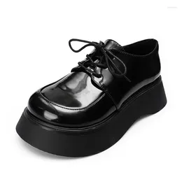 Sapatos de vestido 2024 Grosso-sola Big-Toe Couro Rock Punk Feminino Bolo Britânico Derby Aumentando Único Retro Japonês