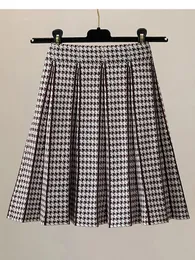 Houndstooth مطوي القصيرة التنورة للسيدات الخريف الشتاء عالية الخصر All-Match A-line mini knitterts gd745 240111