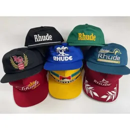 Rhude Caps Designer Rhude Hat Ball Hatカジュアルワイドブリムアウトドア日焼け止め野球キャップメンズアンドウィメンズ高品質のストリートウェアグリーンブルーRhude調整可能4303