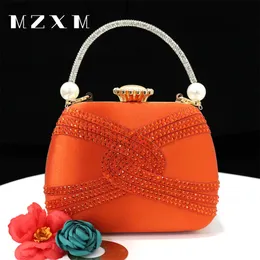 Bolsos de noche elegantes de Color naranja para mujer, bolsos de hombro con cadena para fiesta y boda, bolso de mano de lujo 240111