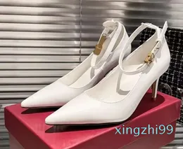 Ünlü kadın sandalet pompaları moda bir saplama metal düğmesi İtalyan klasik ayak parmakları Clare Sling Beyaz Deri Tasarımcı Düğün Partisi Sandal